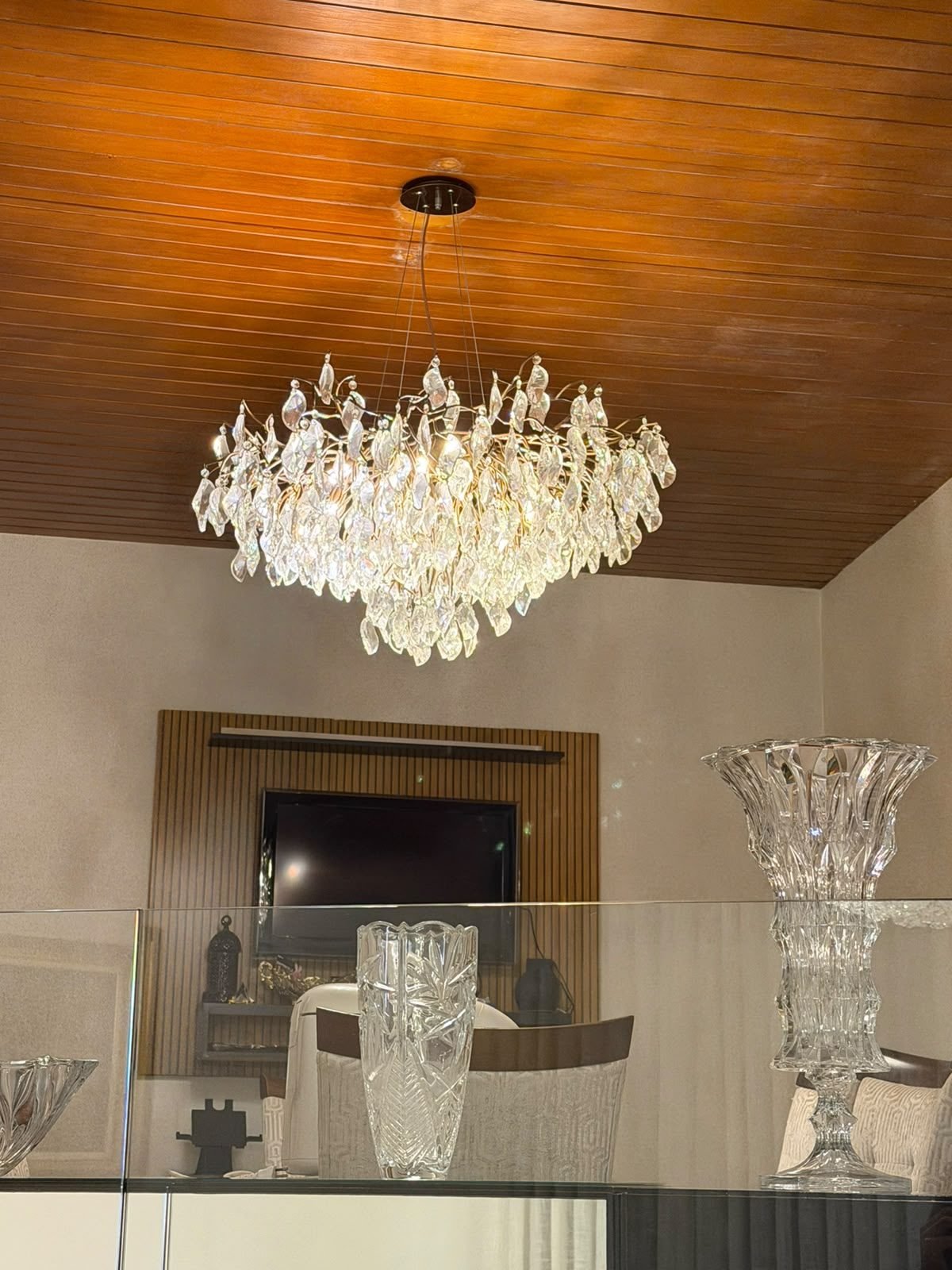 Residência Alto da Boa Vista — Lustre em Cascata Densa de Cristal, Sala de Jantar