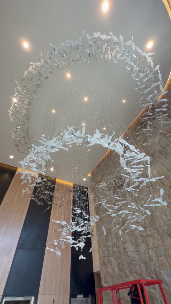 Casa Ibirapuera Torre 3 — Espiral de Folhas e Cristal no Lobby — vídeo