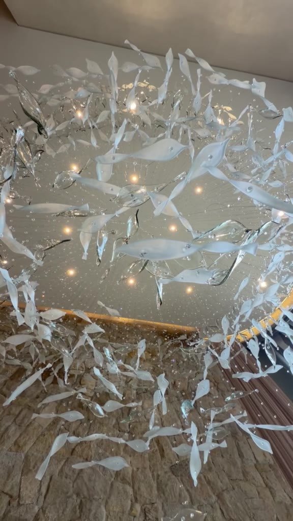 Casa Ibirapuera Torre 3 — Espiral de Folhas e Cristal no Lobby — vídeo