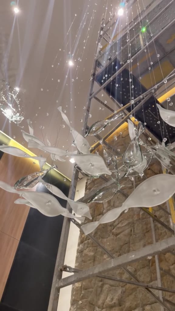 Casa Ibirapuera Torre 3 — Espiral de Folhas e Cristal no Lobby — vídeo
