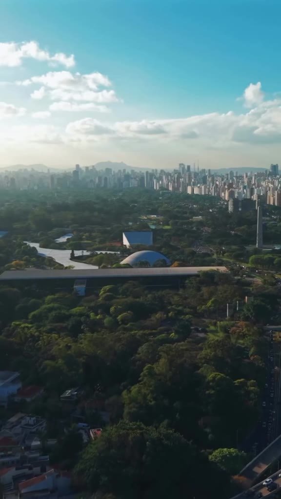 Casa Ibirapuera Torre 3 — Espiral de Folhas e Cristal no Lobby — vídeo