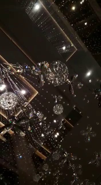 Cyrela Glass Art by Yoo — vídeo